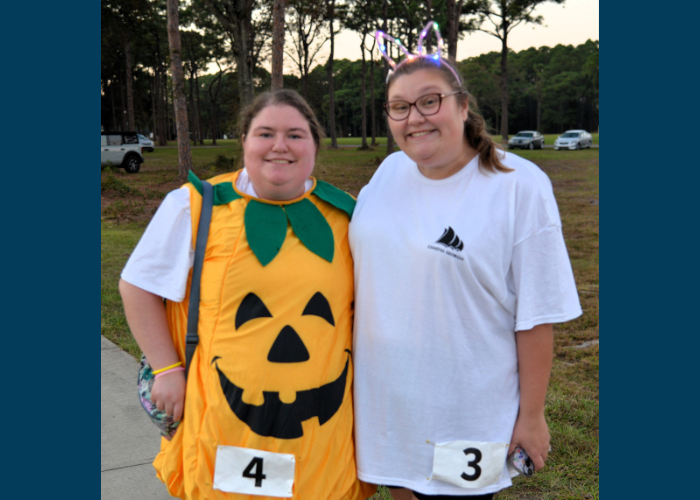 College of Coastal Georgia Alumni Glow Run