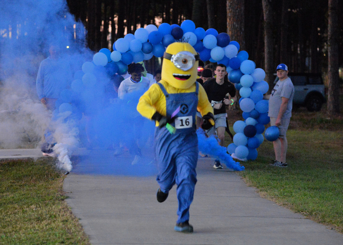 College of Coastal Georgia Alumni Glow Run