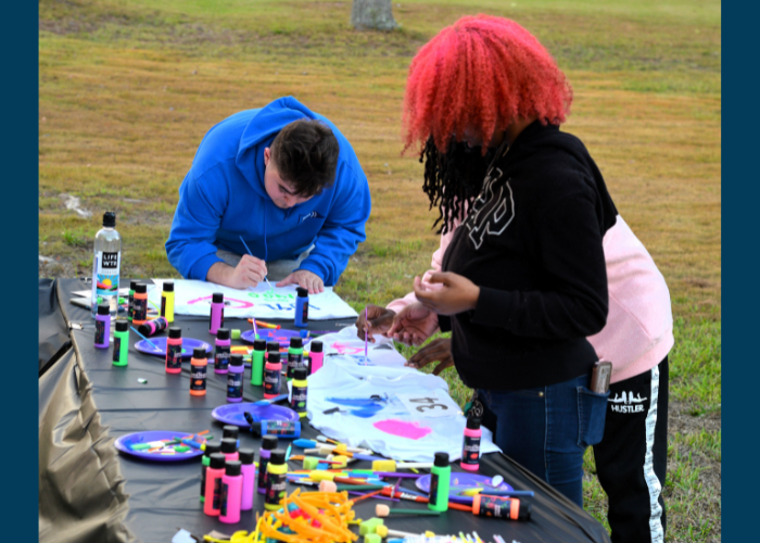 College of Coastal Georgia Alumni Glow Run