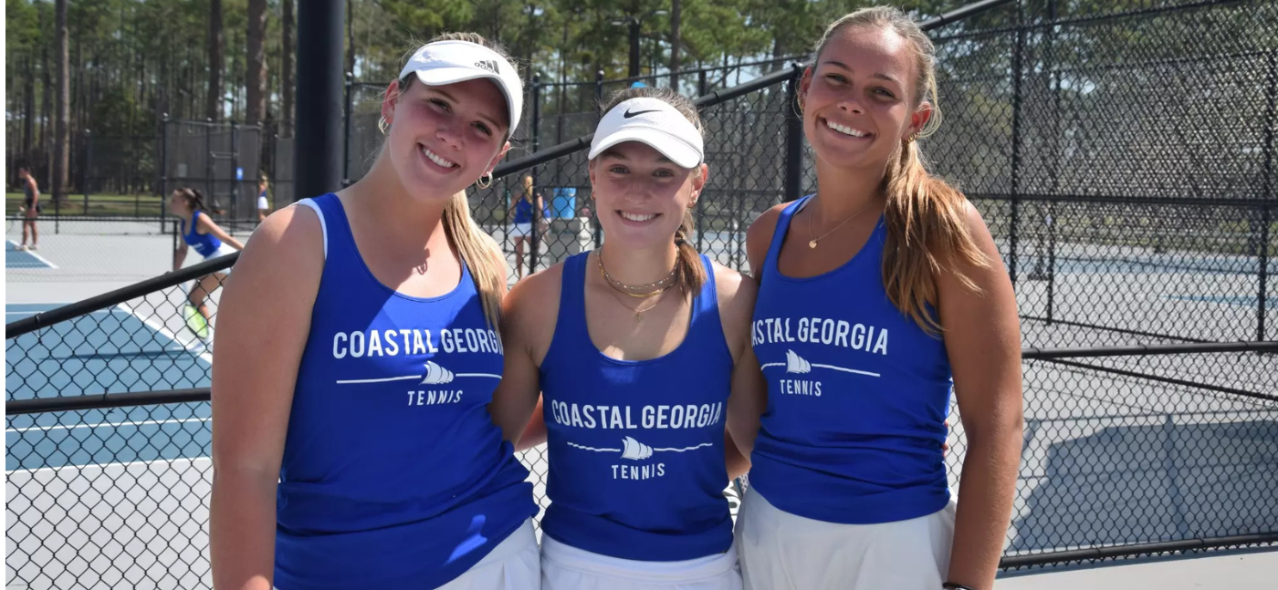 Coastal Georgia Tennis players Karlie Kersey, Felicia Elixmann, Kourtny Kosto